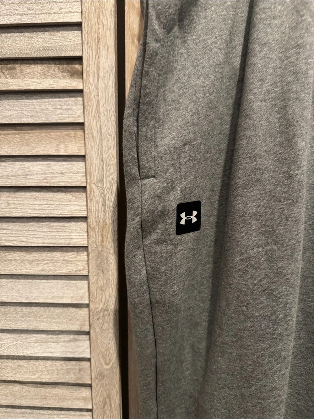 Under Armour Men's loose Charcoal Gray Fleece Joggers size 4XLT